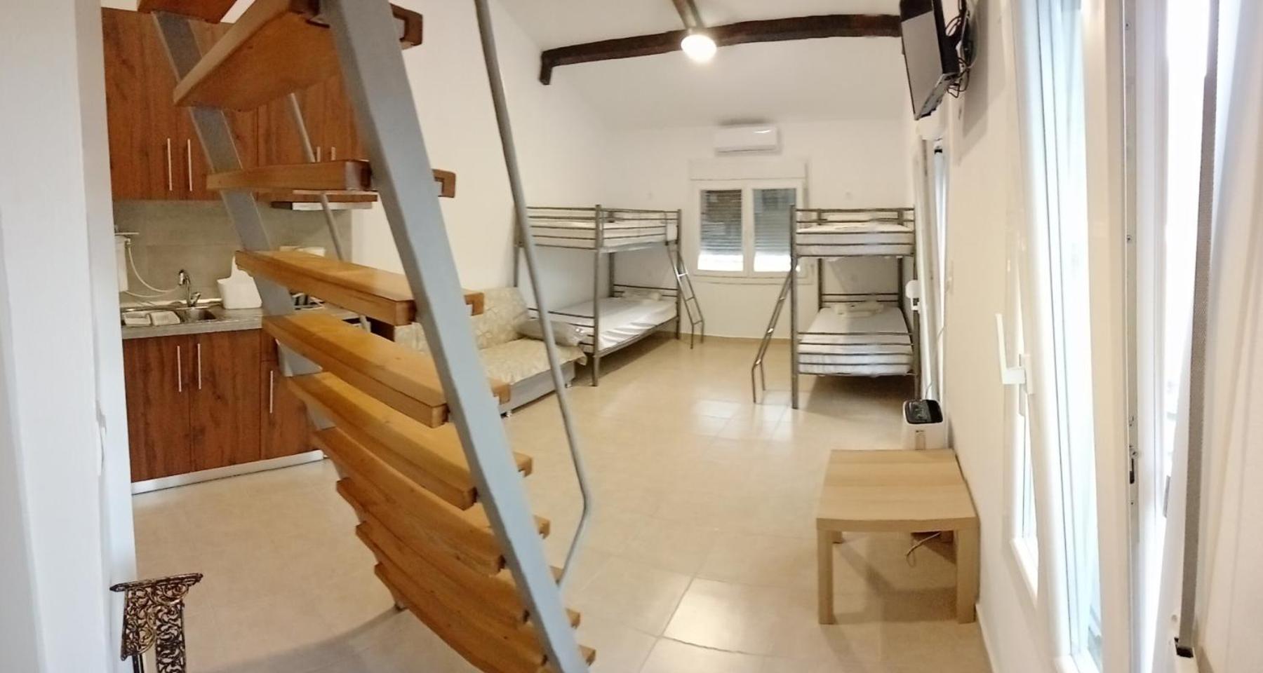 Stavros Lay In Aparthotel Ano Stavros Rom bilde